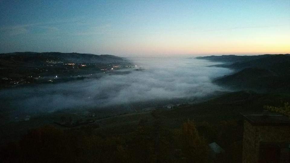 شقة Bella Vista Tossignano المظهر الخارجي الصورة