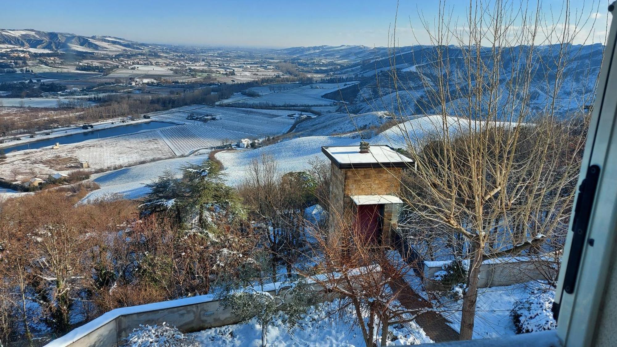 شقة Bella Vista Tossignano الغرفة الصورة